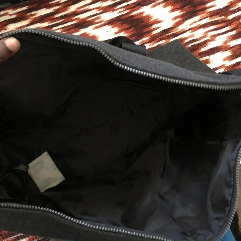 Coach Fragrance Duffle black Weekender Carry-on Gym Shoulder Hand Bag Crossbody - Picture 5 of 8
